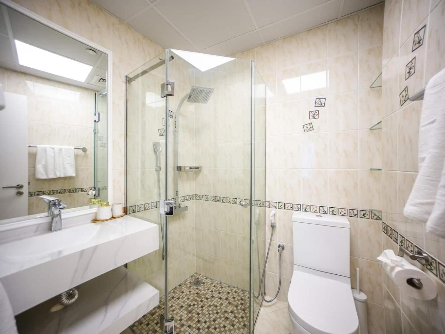 Deluxe 3 Bedroom With Marina & Sea View Dubai Exteriör bild